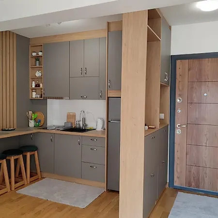 Tiha Noc Ii * Vrnjačka Banja