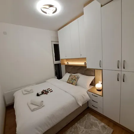 Tiha Noc Ii Appartement *
